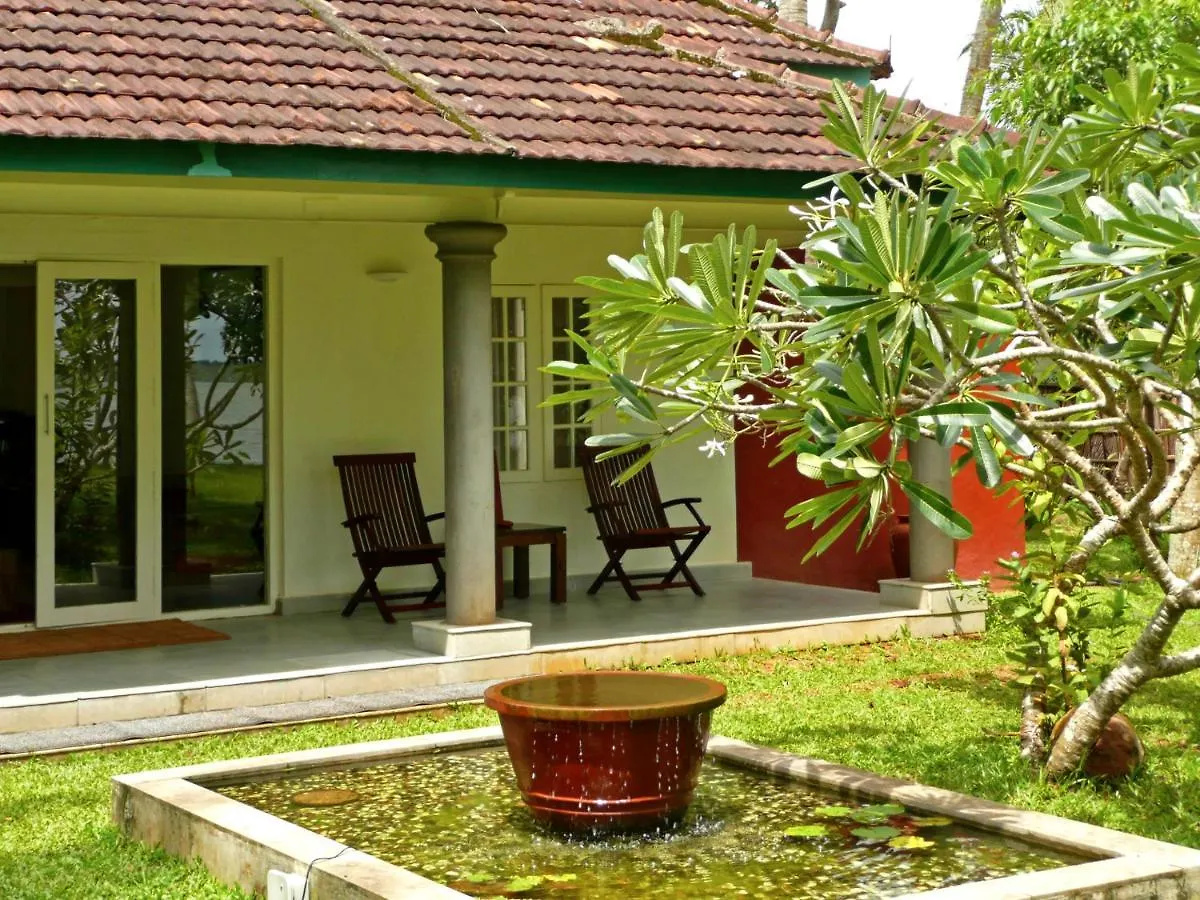 Hotel Olam Kochi Resort